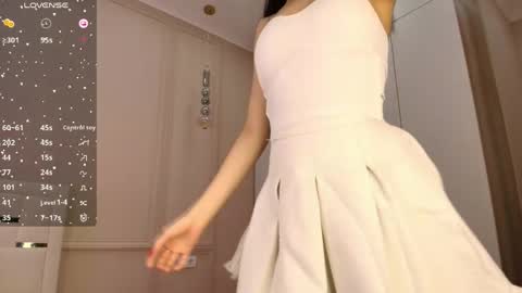 Lauma online show from May 16, 4:31 am