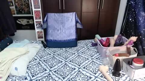  Wen  online show from October 7, 10:06 pm