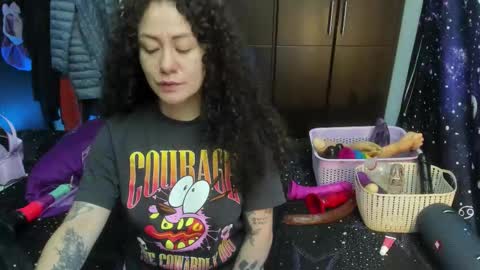  Wen  online show from November 6, 10:46 pm