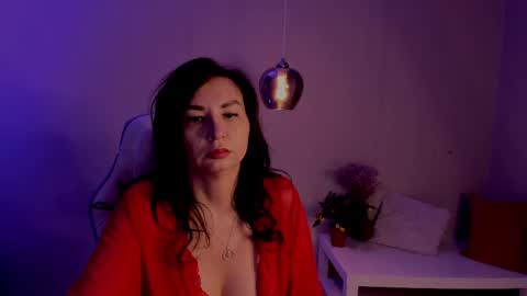 laura Hale online show from January 11, 8:21 pm