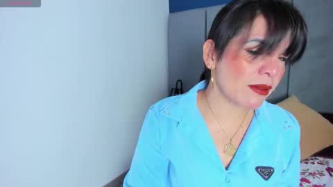 Snapshot of laura_hotties chatting on October 7, 1:07 pm laura hotties online show from October 7, 1:07 pm