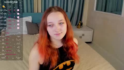 laura_kelley1 online show from November 29, 8:55 am