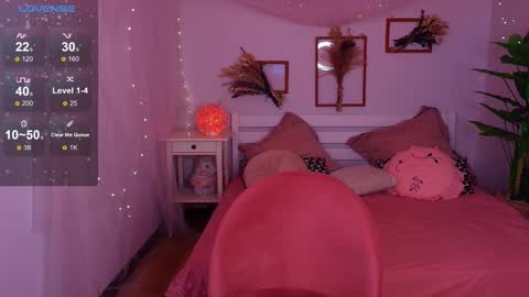 Miss Laura online show from November 21, 2:42 am