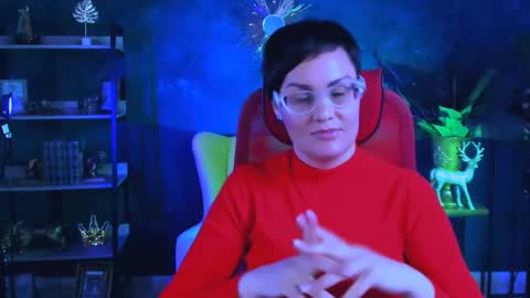 lauradavidsons online show from February 16, 5:00 pm