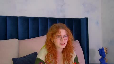 Laura online show from April 8, 5:27 pm