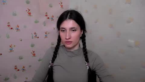 Laura online show from March 25, 10:00 am