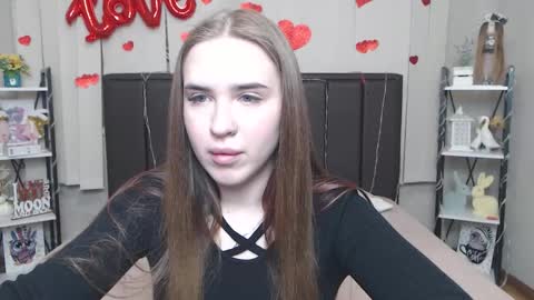 LauraHlot online show from March 25, 7:37 am