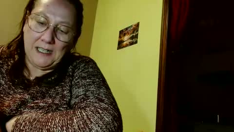 laureanne online show from February 18, 10:03 pm