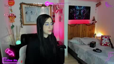 Lauren online show from February 17, 11:43 pm