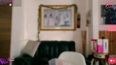 Lauren online show from April 14, 1:36 pm