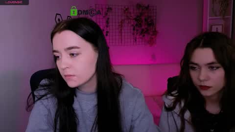 Laure online show from February 9, 10:30 am