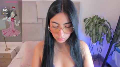 laurenn_smitth online show from September 18, 12:53 pm
