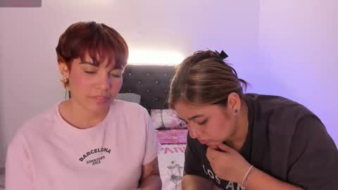 Lau  Sofi  online show from December 21, 1:45 am