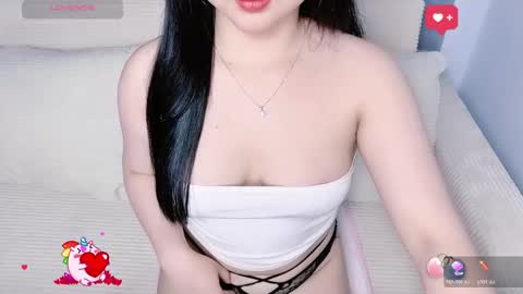 Tina online show from April 16, 9:39 pm