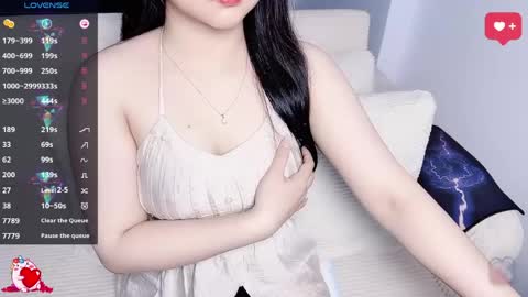 Tina online show from June 6, 10:04 pm