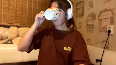 Emily online show from November 30, 4:25 pm