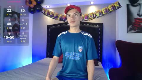 Snapshot of lawford_mike chatting on October 18, 2:32 pm Mike online show from October 18, 2:32 pm