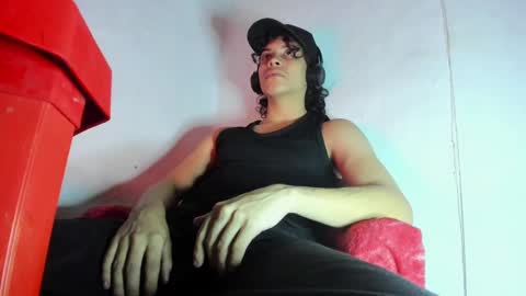 ZAmbrano online show from November 9, 5:11 am