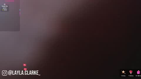 layla_clarke online show from December 23, 3:45 am