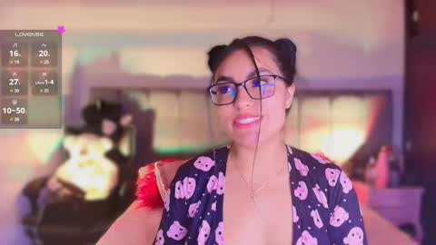 Layla online show from March 1, 5:42 am