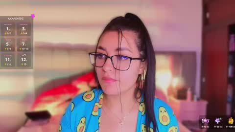 Layla online show from March 8, 1:47 pm