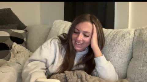 laylahlaylah1 online show from October 29, 7:47 pm