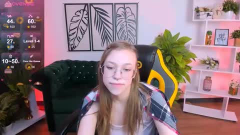 layriantavee online show from February 23, 1:21 pm