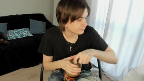 Alex online show from April 8, 2:42 pm