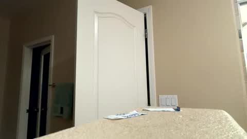 leaderzac online show from April 3, 2:51 am