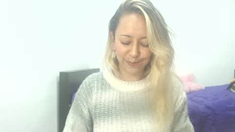 leah_susman online show from September 16, 1:29 am