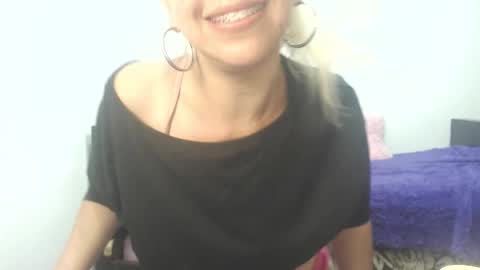 leah_susman online show from September 19, 2:16 am