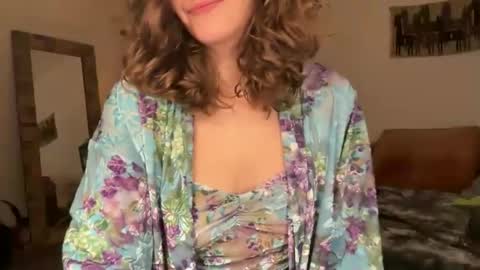 Leah Sparkles online show from January 10, 4:18 am