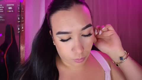 leah online show from November 18, 2:09 pm