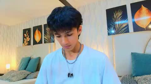 Lean online show from February 3, 9:30 pm