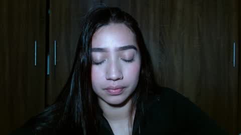 leanaalhub online show from December 31, 3:34 am