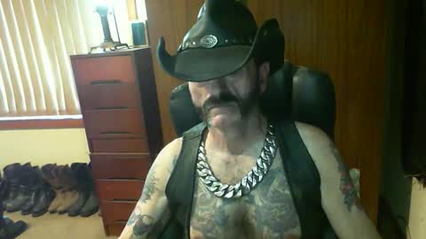 leathergreaser online show from December 4, 11:59 pm