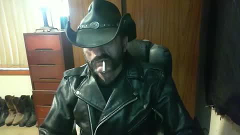 leathergreaser online show from March 26, 9:20 pm