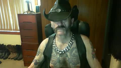 leathergreaser online show from November 27, 8:05 pm