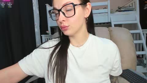 Anna  online show from September 28, 5:55 pm