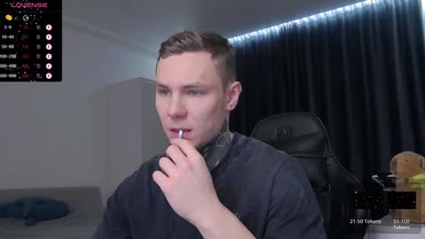 Snapshot of lechery_boy chatting on February 2, 3:39 pm Lechery boy online show from February 2, 3:39 pm