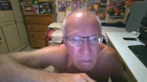 leezamm1132 online show from May 16, 10:47 am