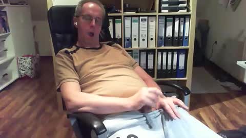 Dave online show from January 16, 10:30 pm