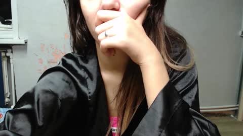 Liya online show from November 6, 10:57 pm