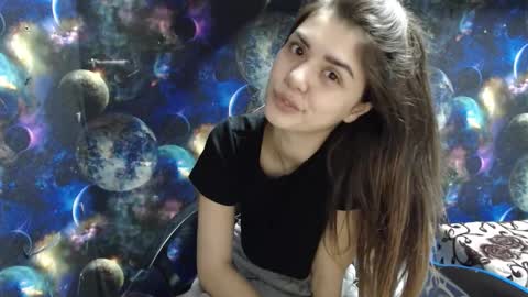 Liya online show from November 12, 7:05 pm