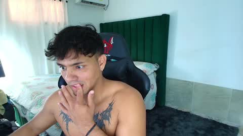  Lei  online show from March 31, 9:37 pm