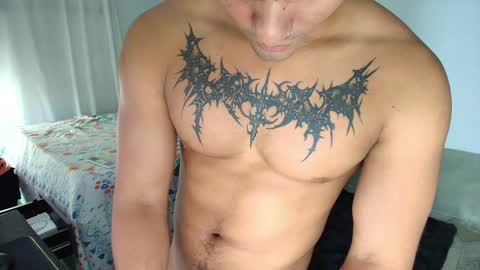  Lei  online show from April 14, 10:57 pm