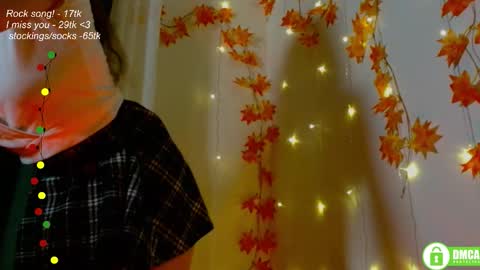 hey Im Leia and I love rock  online show from November 16, 8:22 pm