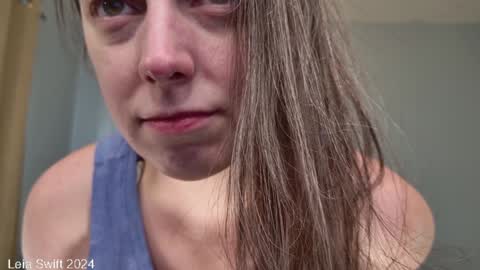 Leia Swift online show from December 30, 3:45 pm