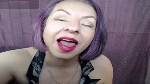 Leidy Brenda online show from February 28, 9:41 pm