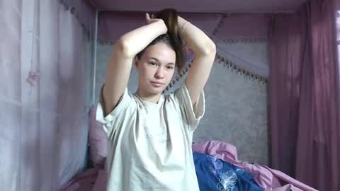 leila_bambi_ online show from November 27, 6:26 pm